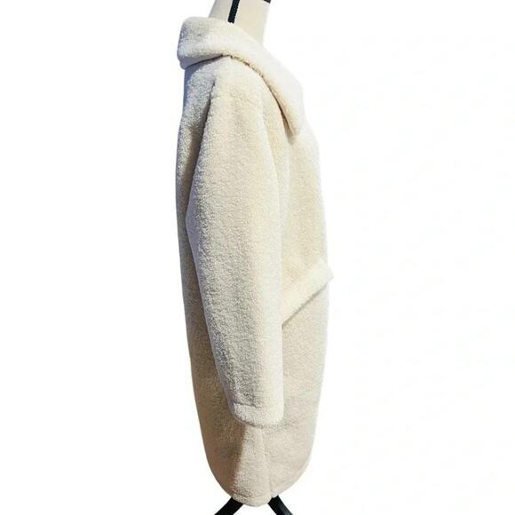 Marigold Shadows Faux Sherpa Teddy Coat Ivory/Off white Size Medium NWT - Picture 4 of 7